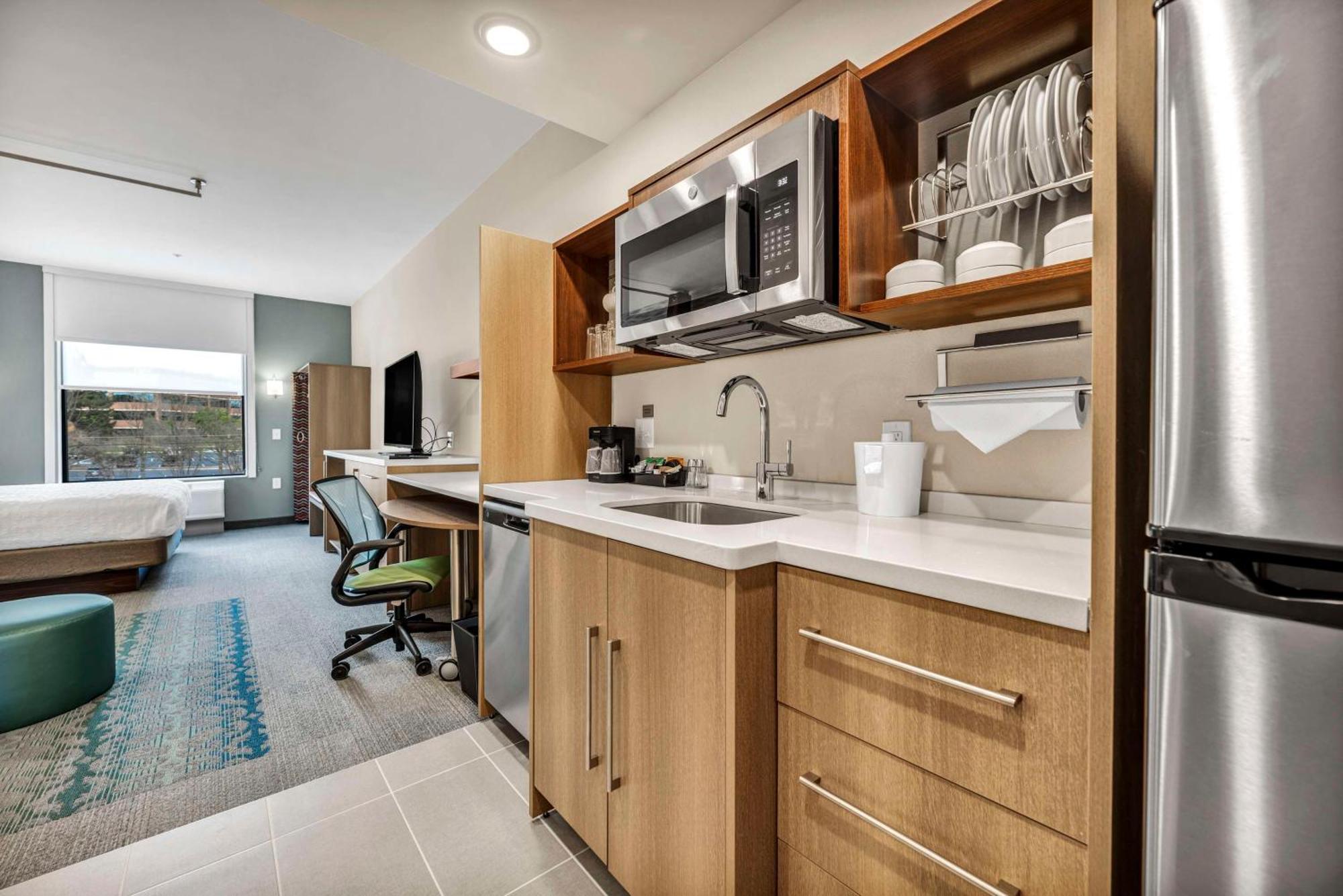 Home2 Suites By Hilton Raleigh West Lenovo Center Eksteriør billede
