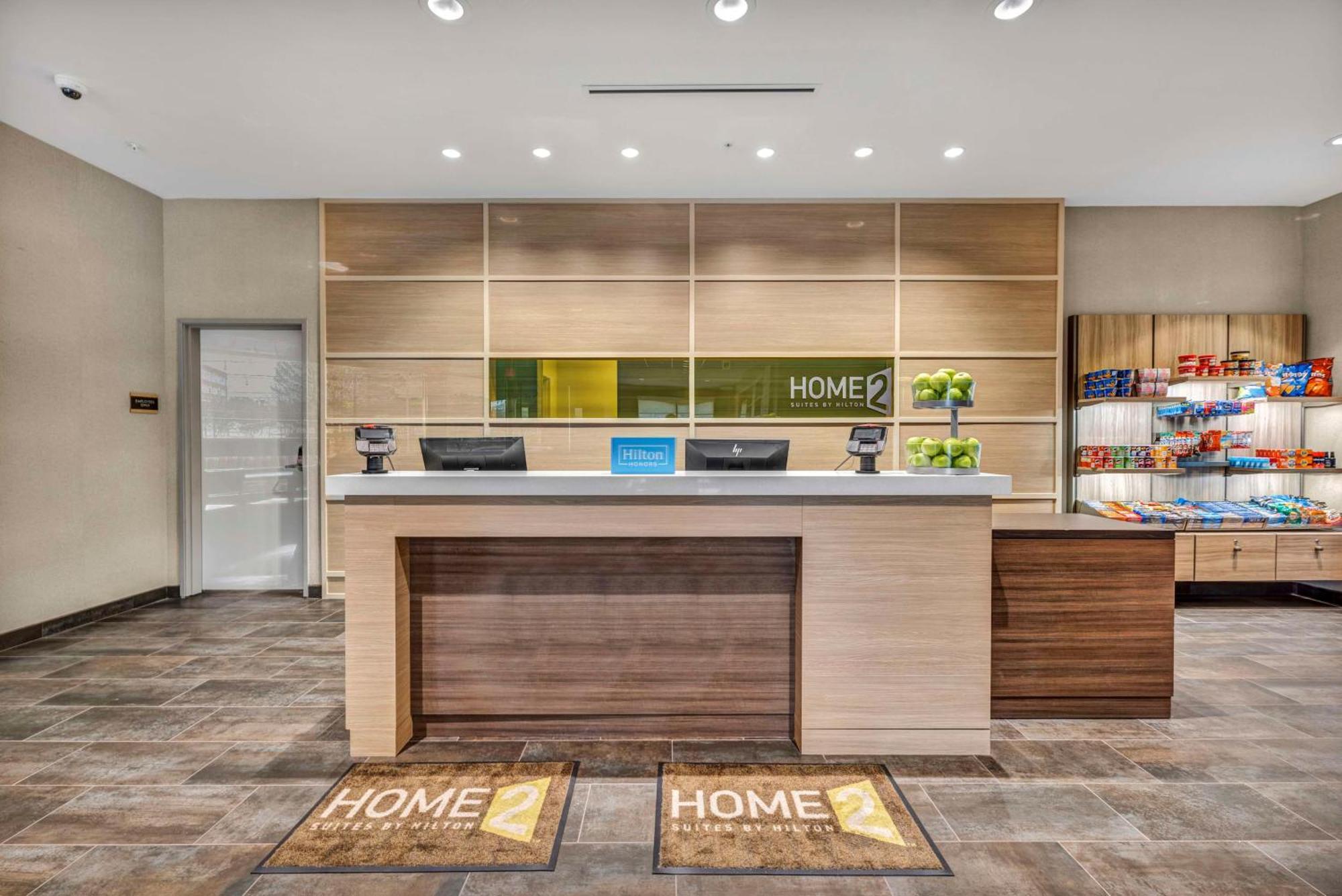 Home2 Suites By Hilton Raleigh West Lenovo Center Eksteriør billede
