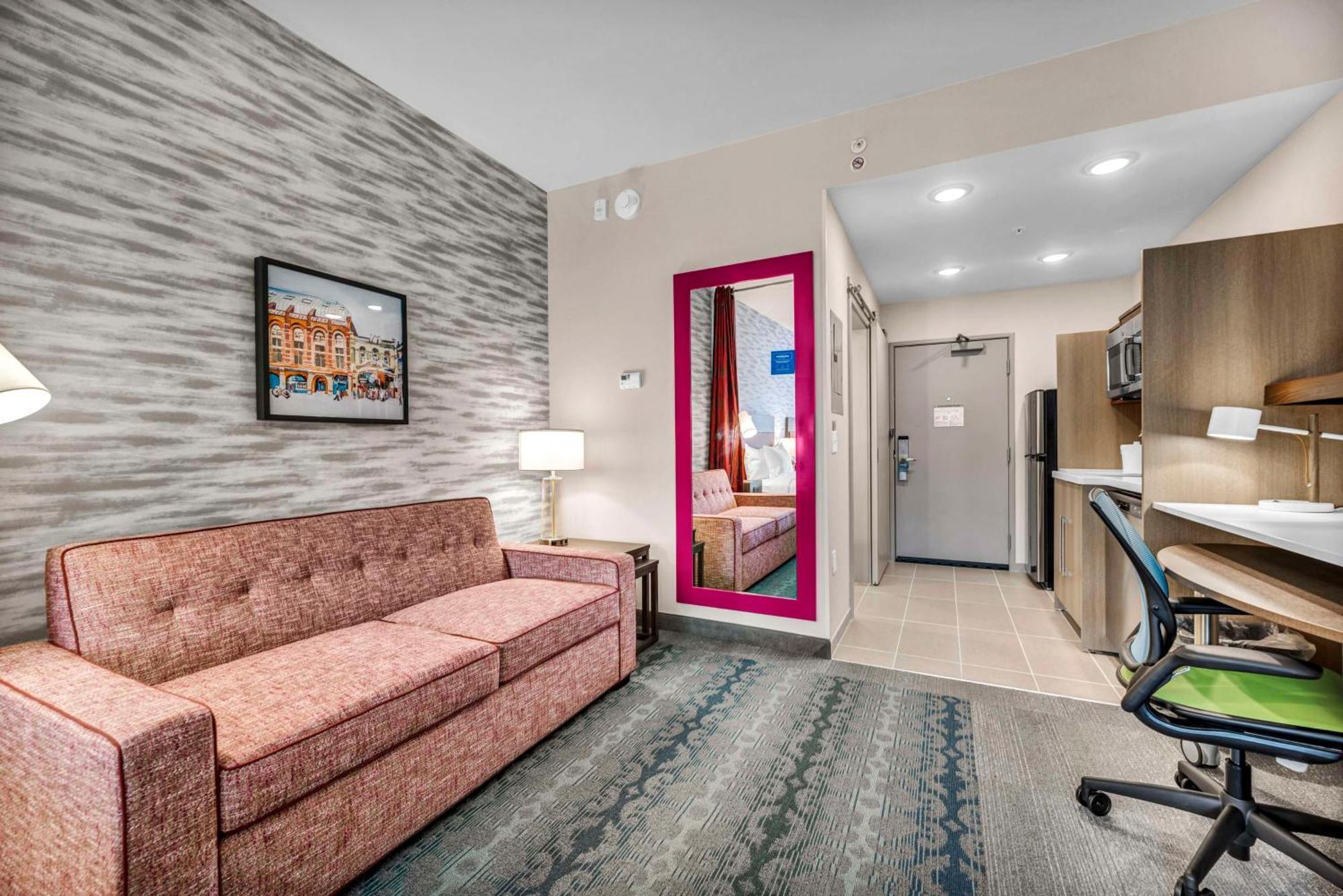 Home2 Suites By Hilton Raleigh West Lenovo Center Eksteriør billede